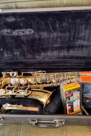 Yamaha YAS-21 Alto Saxophone
